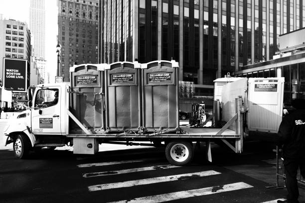 Porta potty delivery and setup in Newark, DE